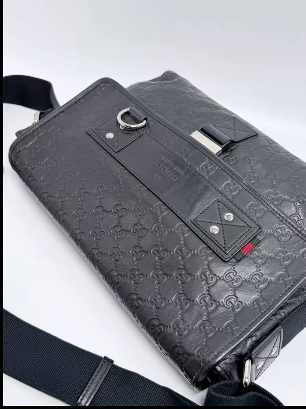 GUCCI Guccissima Crossbody with Box - Picture 12 of 15
